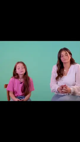 ملك زاهر ومني زاهر تحدي ميعديش😂#fyp 