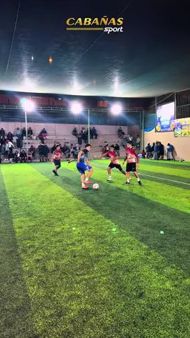 QUE JUGADOR ES “ROONEY” DESICIVO Y CON UNA MAGIA EN LOS PIES 😮‍💨🔥 #Calident #Fulbitochocolatero #chorrillos 