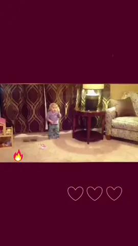 #petitefille #chanson #dancer #musiqueavecparole #baby 