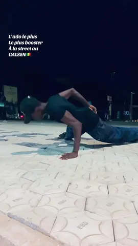 L’ado le plus booster à la street au Sénégal 🇸🇳 #senegalaise_tik_tok#GymTok#motivation #fyp 