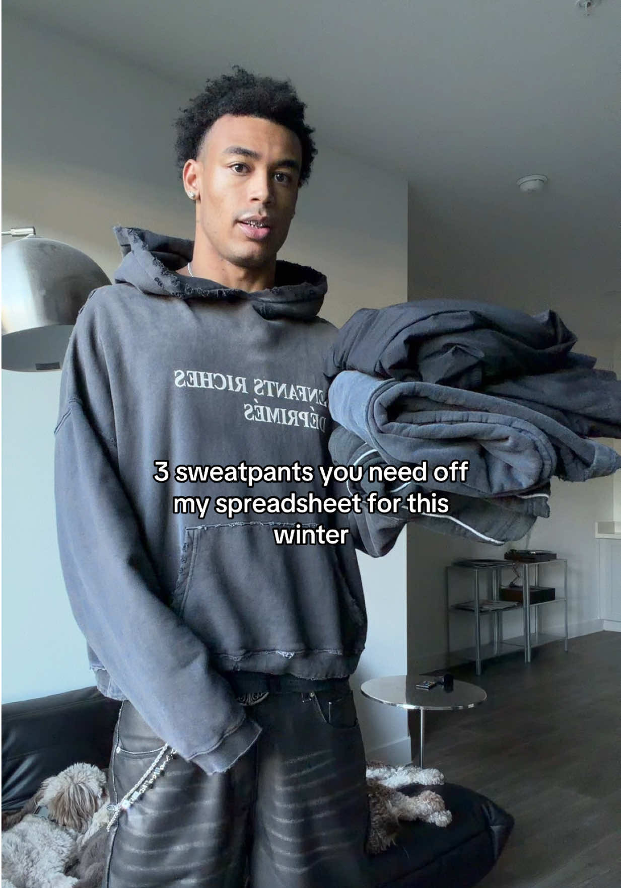 3 sweatpants you need this winter ❄️ #balenciaga #newyear #fashion #OOTD #taobao 