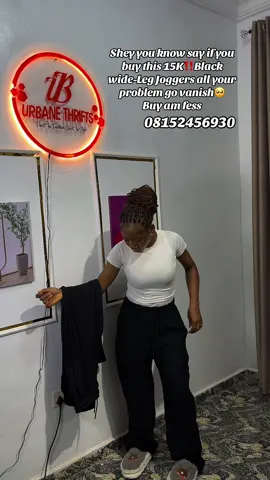Shop This Black Baggy Pant For 15K‼️ #thriftvendorinlagos #thriftvendorinibadan #clothingstoreinilorin #viralvideos #fypシ゚viral 