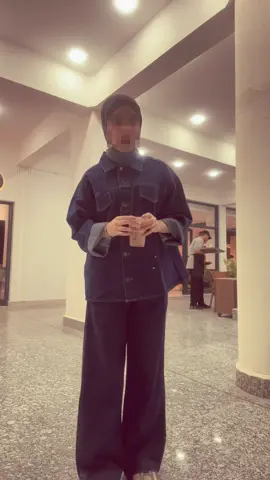 خرببب عليهه😂#الشعب_الصيني_ماله_حل😂😂 #foryou #لايك__explore___ #fyp #العراق 