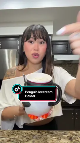 So stinky cute!!!! #penguin #icecreamholder #icecreamgadget #tiktokshopblackfriday #christmasgiftideas 