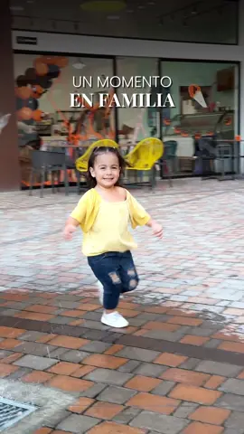 Más que una plaza comercial, es un punto donde los momentos se disfrutan. 📍Plaza Comercial La Quadra, el lugar donde cada detalle tiene intención.