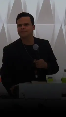 CUIDADO COM AS SUAS ALIANÇAS ⚠️ (@elizeurodriguesoficial ) • • SIGA A PÁGINA ⚡️  • • #jesus #evangelho #pregação #cristão #viral  • • ✝️