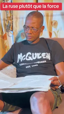 La ruse plutôt que la force #humour #tik_toktogo🇹🇬 #bukkutv #pourtoii #sketchcomedy @KOFFI DAGOBERT 1er @EmissionDéballageRtds Officiel 