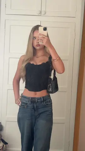 😛😛😛 #foryoupage❤️❤️ #fyp #luckygirlsyndrome #blonde #outfit 