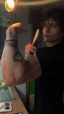 almost a perfect bicep loop 