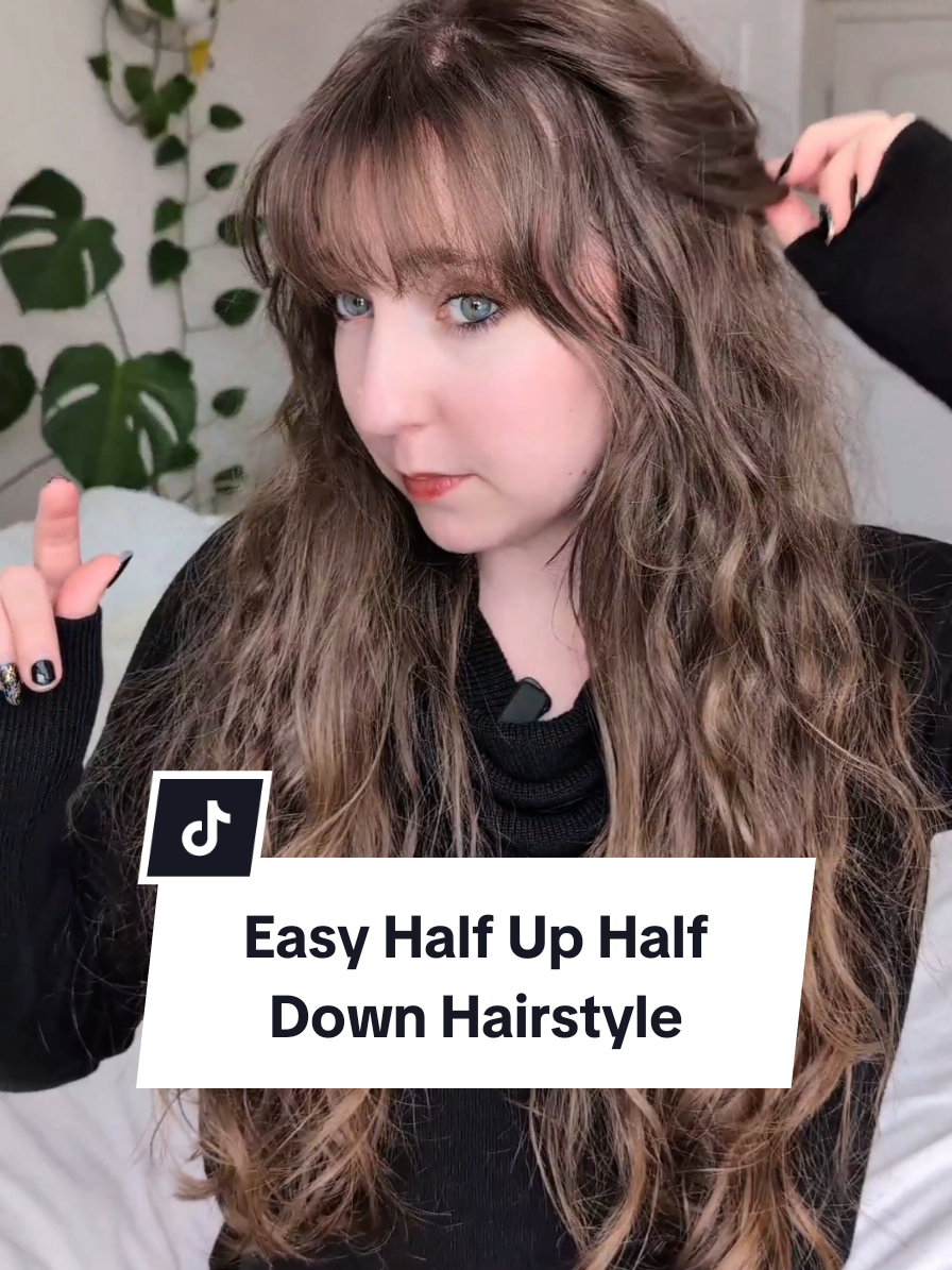 can you do a half up twist? my go to simple half up hairstyle when I have like 5 seconds to get out the door 🤭  #halfuphalfdown #hairstyle #hairtutorial #hair #halfuphalfdownhairstyle 