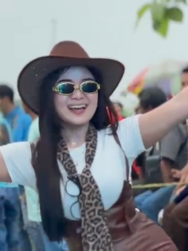 ala keri keri🤣 #fyppppppppppppppppppppppp #jombang24jam #soundviral #fyp #fypシ゚viral @soviiaaaaaa_ @dhesyyangga @AWD AUDIO PRODUCTION 