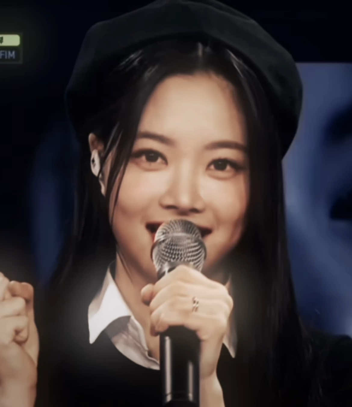 #EUNCHAE — (6/6) E chega ao fim os meus posts do aniversário da Eunchae, e eu espero do fundo do meu coração que o dia dela tenha sido muuuuuuito feliz :)  #happybirthdayeunchae #happyeunchaeday #lesserafimedit #baezchae 