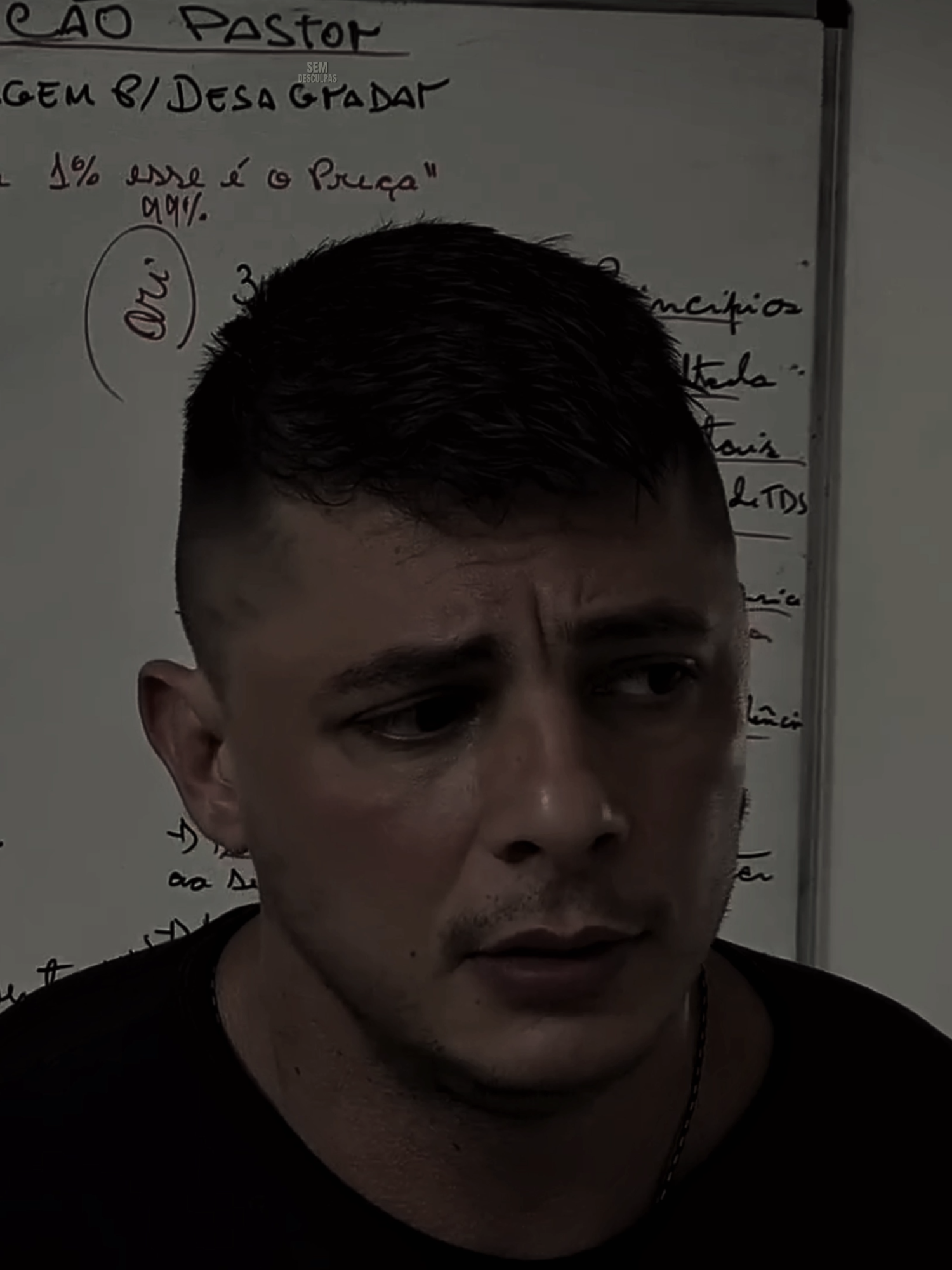 Para de ser mimado e corre atrás. 💥 .............................................................................. Caveira Cadar. Rc 115 #caveiracadar #motivação #bope #real