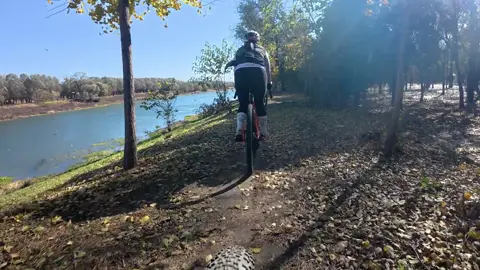 Đoạn giới thiệu: “LOVE” Ride – Khi người mới gặp rãnh thì phải làm sao? Hãy xem video VCR phía trên nhé ⬆️ #Love #lovechụpảnh  #đạpxe  #gravel #đạpxemớibắtđầu 