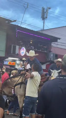 Lo Estoy Buscando….. ayúdenme a Encontrarlo 😍😍😍😍😍😍😍😍