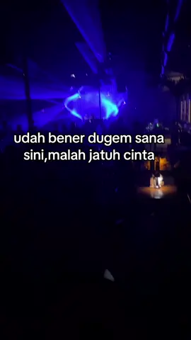 udah bener single era , malah kenalan sama brondong 😢#brondong#nightlife#fyppppppppppppppppppppppp 