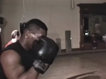 Tyson god of war🦾🫀#miketyson #boxing🥊 #fyp #BoxingLegend #IronMike  