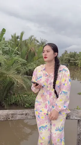 Cô ấy tốt hơn em mà#xuhuong #mientay #trend 