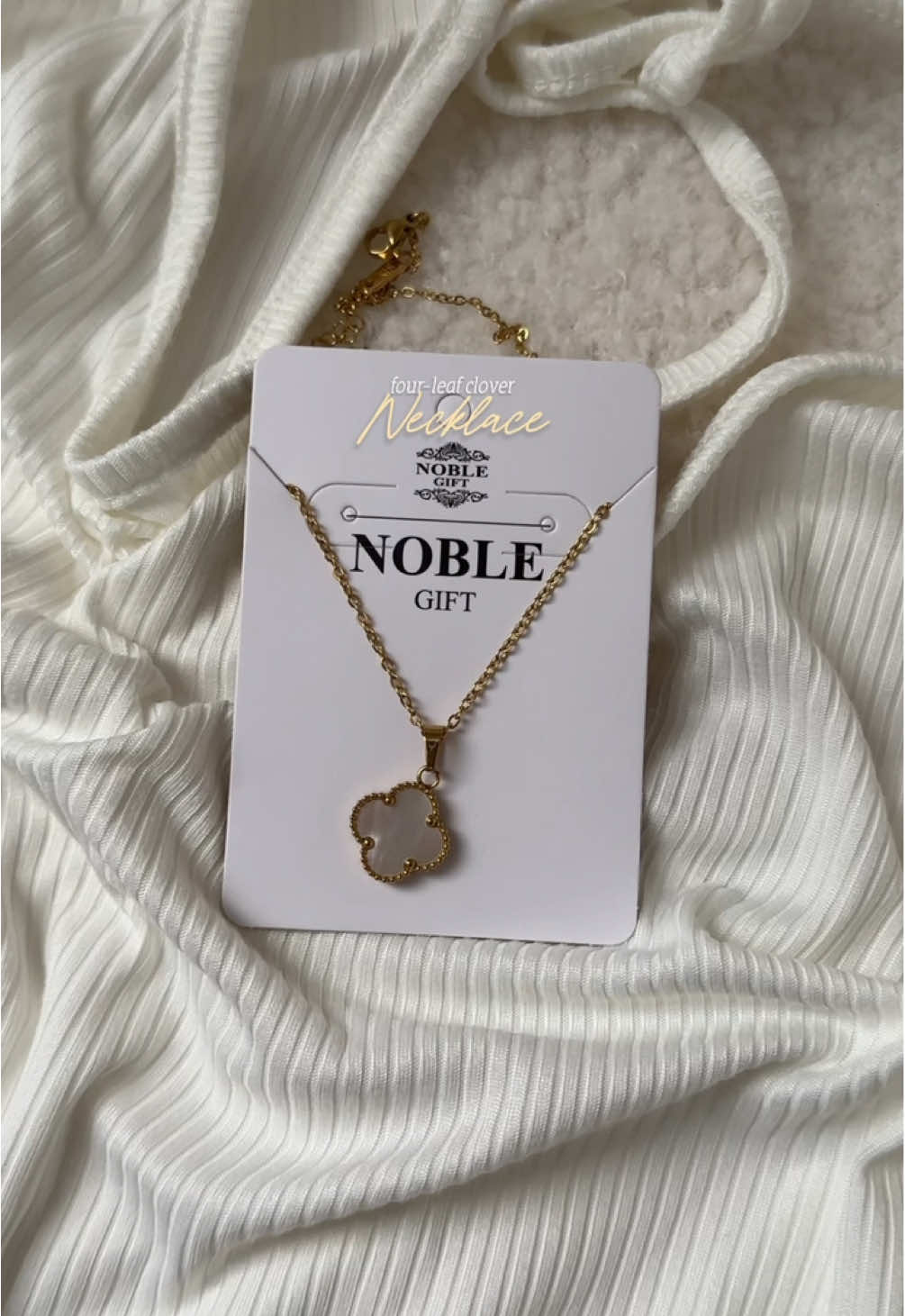 pretty four-leaf clover necklacke✨ #necklace #fourleafclover #fourleafclovernecklace #jewelry #accessories 