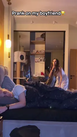 Ahah😂 He got so scared😂 | #prank #prankvideo #fyp 