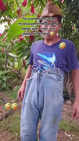 cuando cres que no te estan viendo 🤣#parati #fyp #comedia #viral #humor 