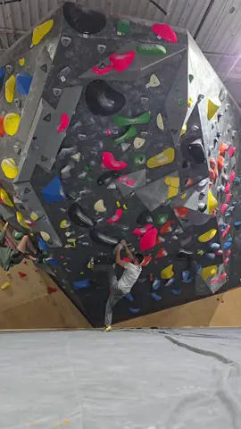 #climbingholds #indoorclimbing #indoorbouldering #indoorclimbingwall 