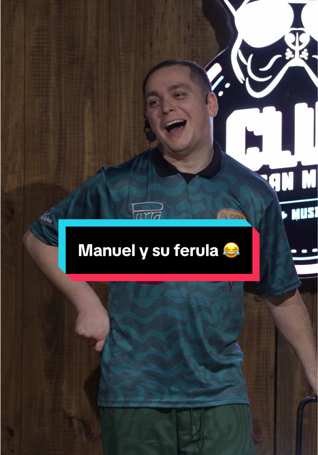 Manuel casi se queda sin dientes 😂😂 #humor #luchomiranda #humorchileno #interaccion #humorlatino 