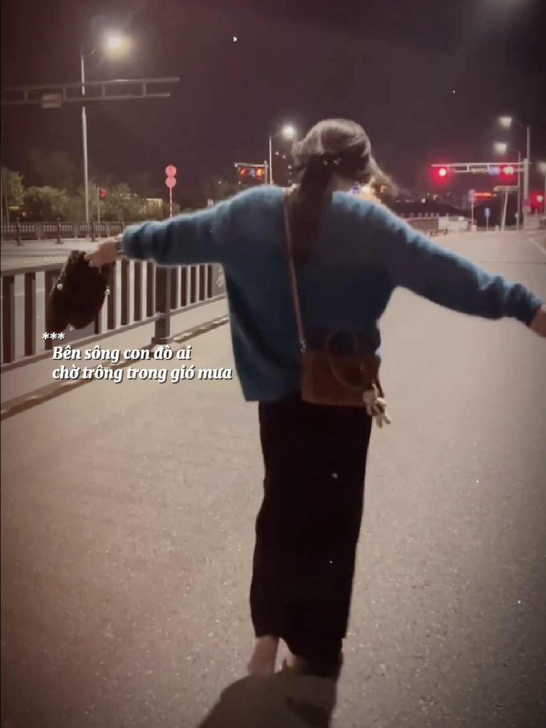 Duyên đầu tan vỡ kiếp làm dâu con nước trôi ##nhachaymoingay #nhacnaychillphet #nhacbuontamtrang #nhachaymoingay #noibuonnoiem2