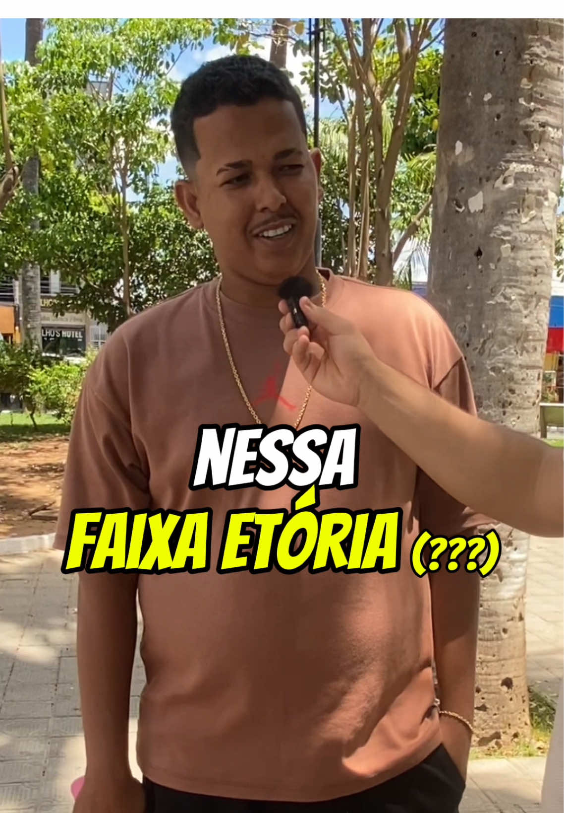 Você gasta em média, na faixa etória de quanto por ano com perfumes?? Só a FAIXA ETÓRIA MESMO. Pra gente ter uma média pra trabalhar 🫡… #natura #essencialsupreme #perfume 
