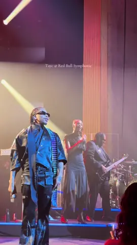 Ku Lo Sa - Tayc Oxlade @ Red Bull Symphonic #tayc #redbullsymphonic #paris 