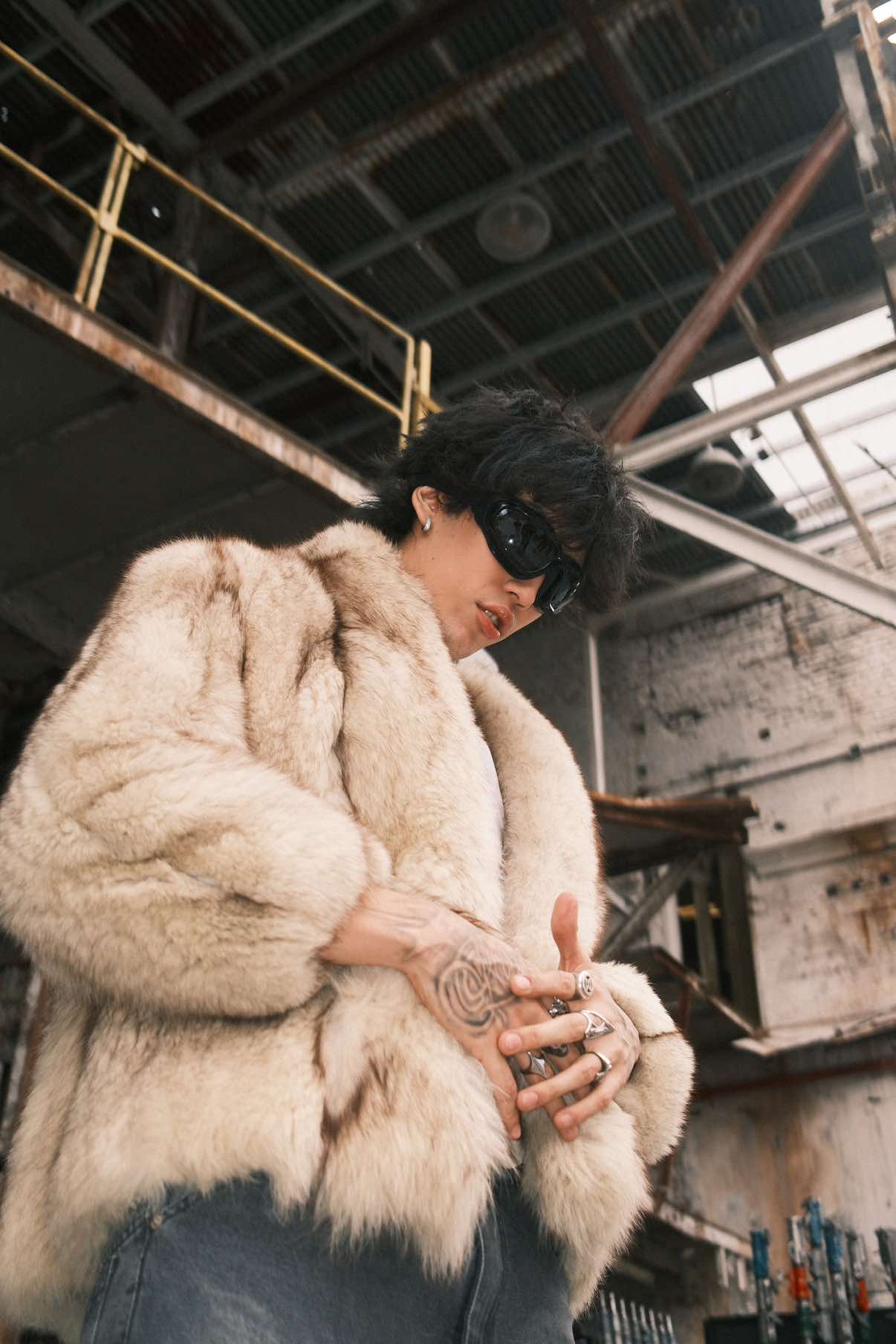 “algún día” YA ESTÁ DISPONIBLEEEEEEEE 🖤 @ramma  y algún día todo va a volver a estar bien #gaceta #ramma 