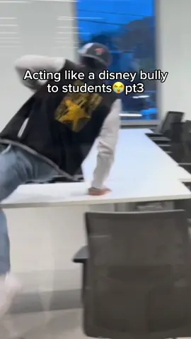 Disney bully pt3😭