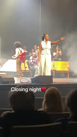 I fear I was heartbroken during this😢@Hadestown #senioryear #theatre #hadestown #hermes #dreamshow 