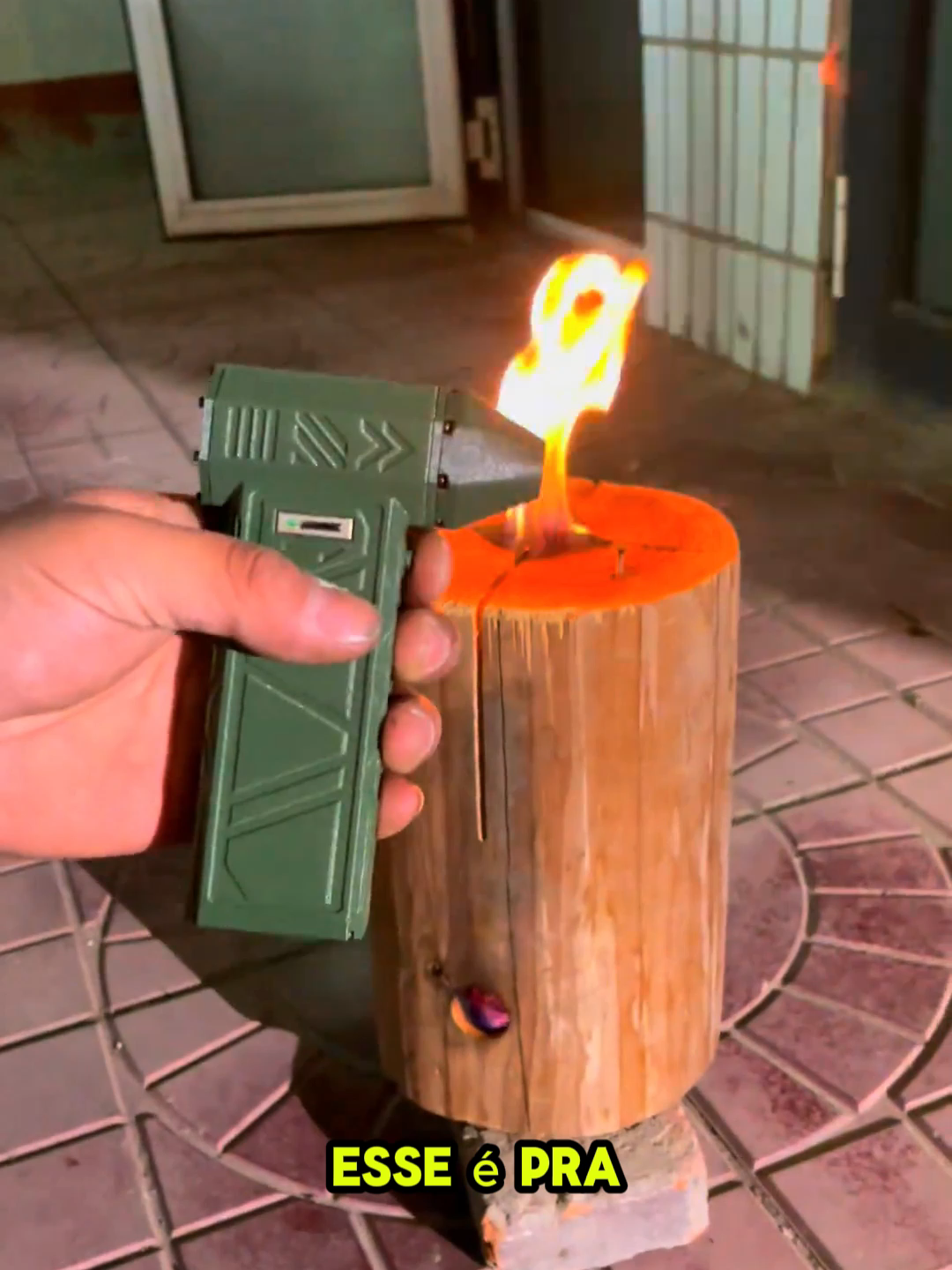 Mini soprador elétrico portátil!#tiktokshop #soprador #churrasqueira