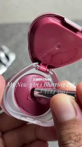 Yg punya bibir gelap / 2tone lip ini ngebantu banget ngecover bibir kamu lho 😍 #lippot #lipvelvet #lipproducts #rekomendasilipcream 