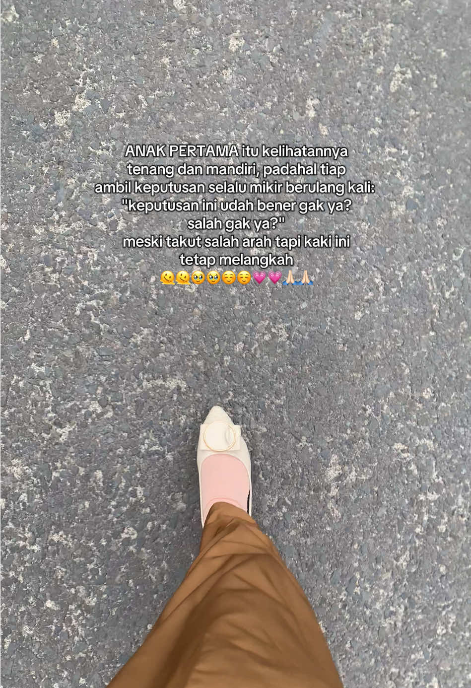 Bener lagi🥹  #anakpertamaperempuan #anakpertama #quotes #foryoupage #fyp 
