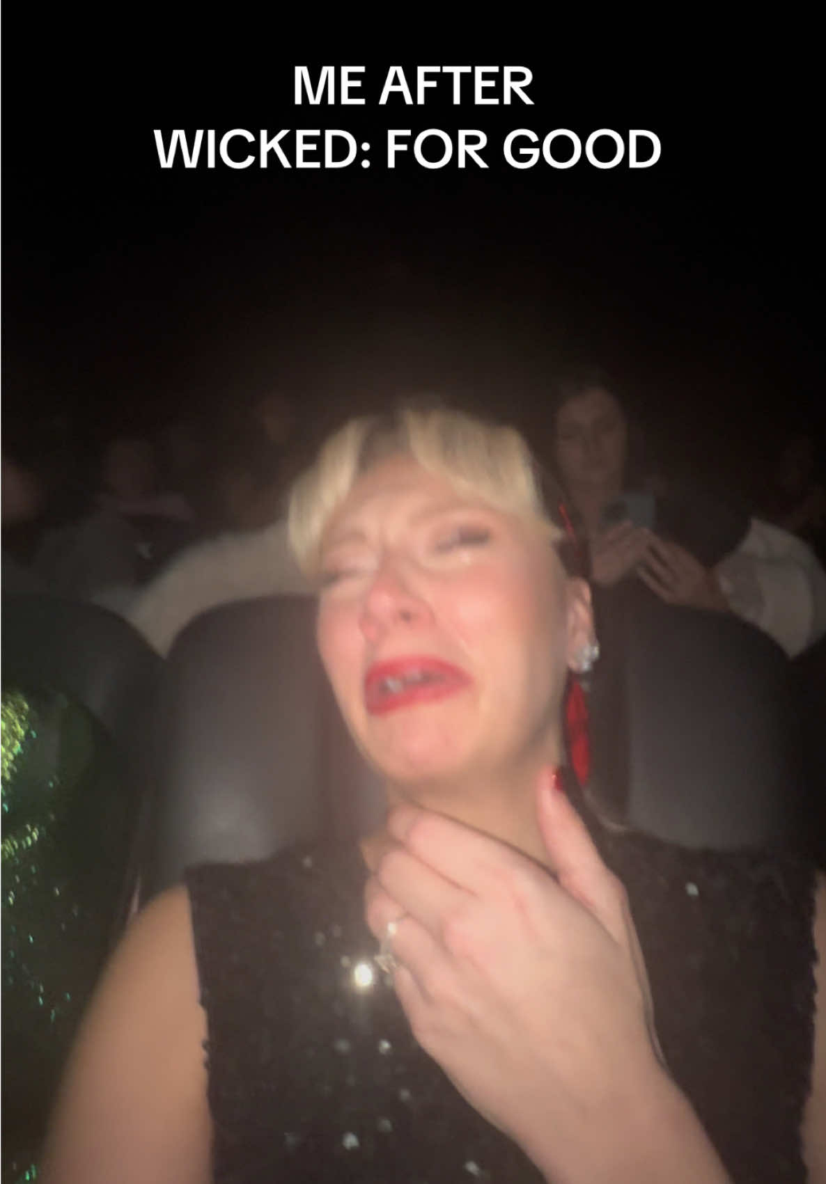 A cinematic masterpiece @Wicked: For Good is in cinemas from the 21st November, Don’t miss out on the most SCANDALOCIOUS event of the year🩷💚🫧✨ @Universal Pictures UK @Greggs #wickedforgood #greggs #wicked #wickedpremiere #reactionvideo 