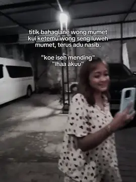 Masio podo mumet e ya panggah kudu tetep full senyum yagaeesyaa😂😂 #sewamobil #sewamobilmurah #sewamobilmalang #rentalmobil #CapCut 