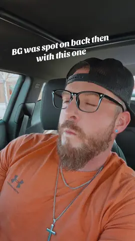 He knew back then #kentucky #notcalifornia #letsgobowling #brantleygilbert #boys 