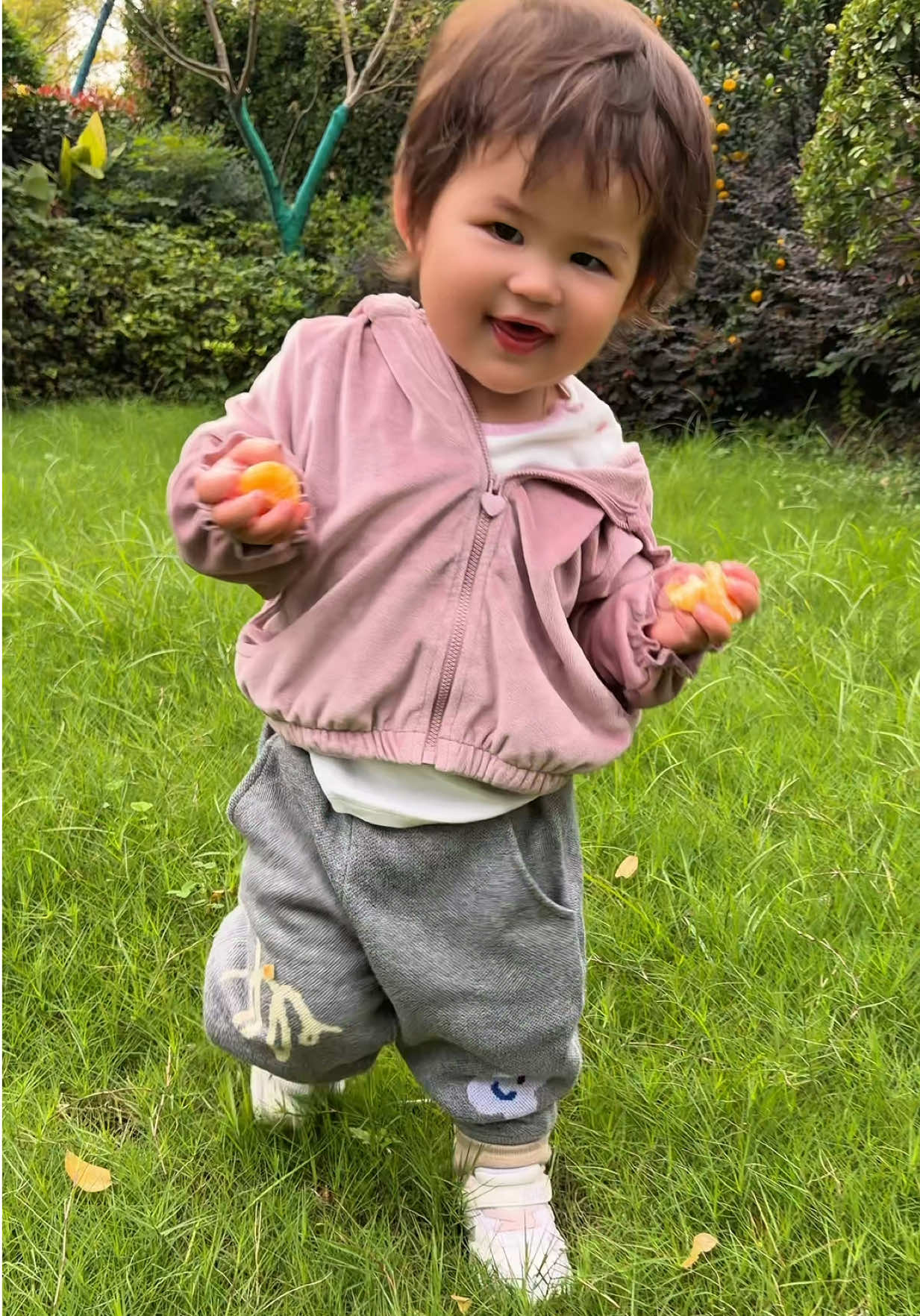 The sweetest smile in the world! #adicosma #adiprincessying #kylie 