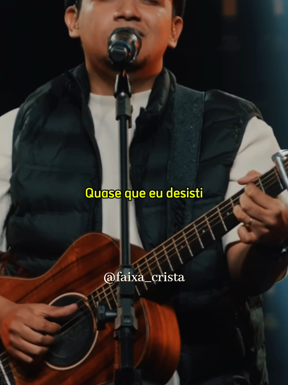 Um dia eu quase parei !!                        #musicagospel #gospel #louvor #viral #fycristao 