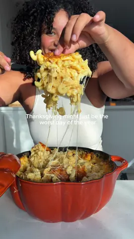 Be kind this thanksgiving!! AND mac and cheese recipe is on my blog lol #bekind #selflove 