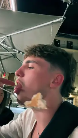 When your best friend feeds you🤣🤣🤣#fyp #foryou #funny #friends #fun 