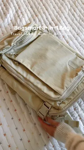 Would you believe this sleek bag has 13 COMPARTMENTS? YES!! If you love staying organized, this bag is for you! 🙌🏻✨ #bag #backpack #laptopbag #gymbag #travelbag 