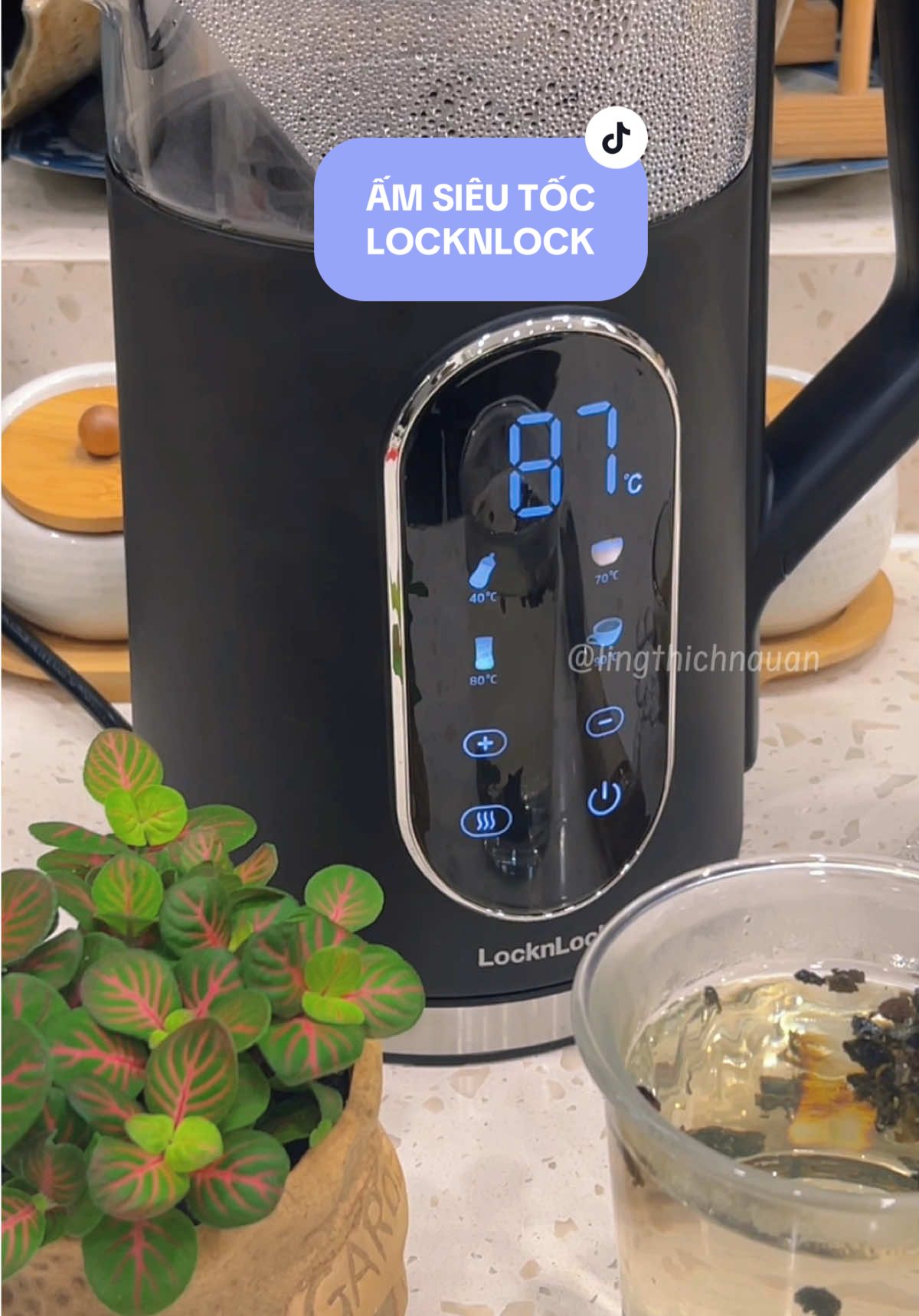 Có 5 mức nhiệt phù hợp nhu cầu cho cả gia đình, tiện lợi dễ sử dụng mà giá lại hợp lí rất đáng mua đó ạ! #amsieutoc #amsieutocgiunhiet #locknlock #vatdungnhabep #giadungnhabep 