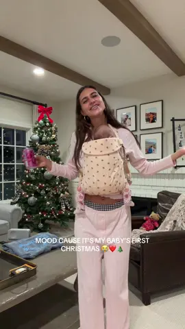 Queue the Christmas traditions!!!! Sorry my fit is diabolical I was laying in the sun in a swimsuit before it got dark hahahah 