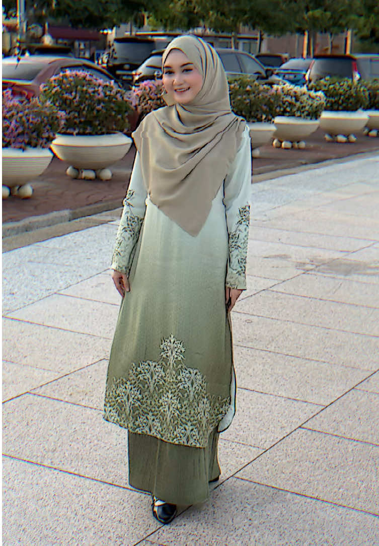 Dimana pun berada JJ number one😅 #melayu #outfit #outfitideas 