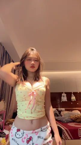 မိုကီပြန်လာပါပြီရှင့်