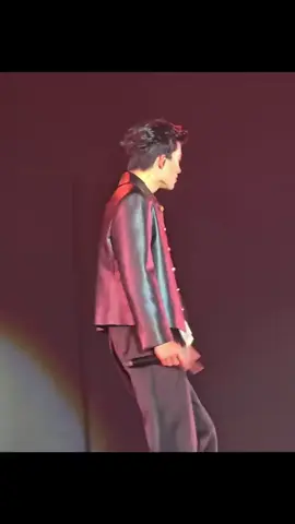 #အကြည့်တချက်ရှမ်းရှမ်း‌ေတာက်😅🤣###pondphuwin #@