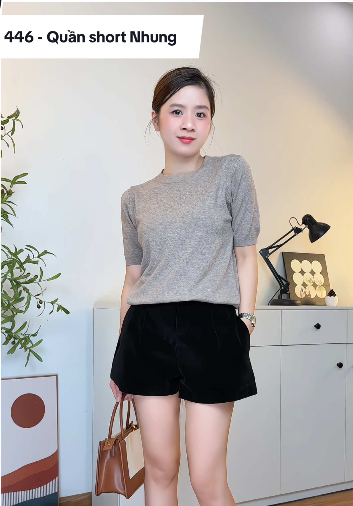 Quần này form siêu đẹp, có luôn bigsize đó chị em #kathyphuong #OOTD #myoutfit #quansoocnhung 